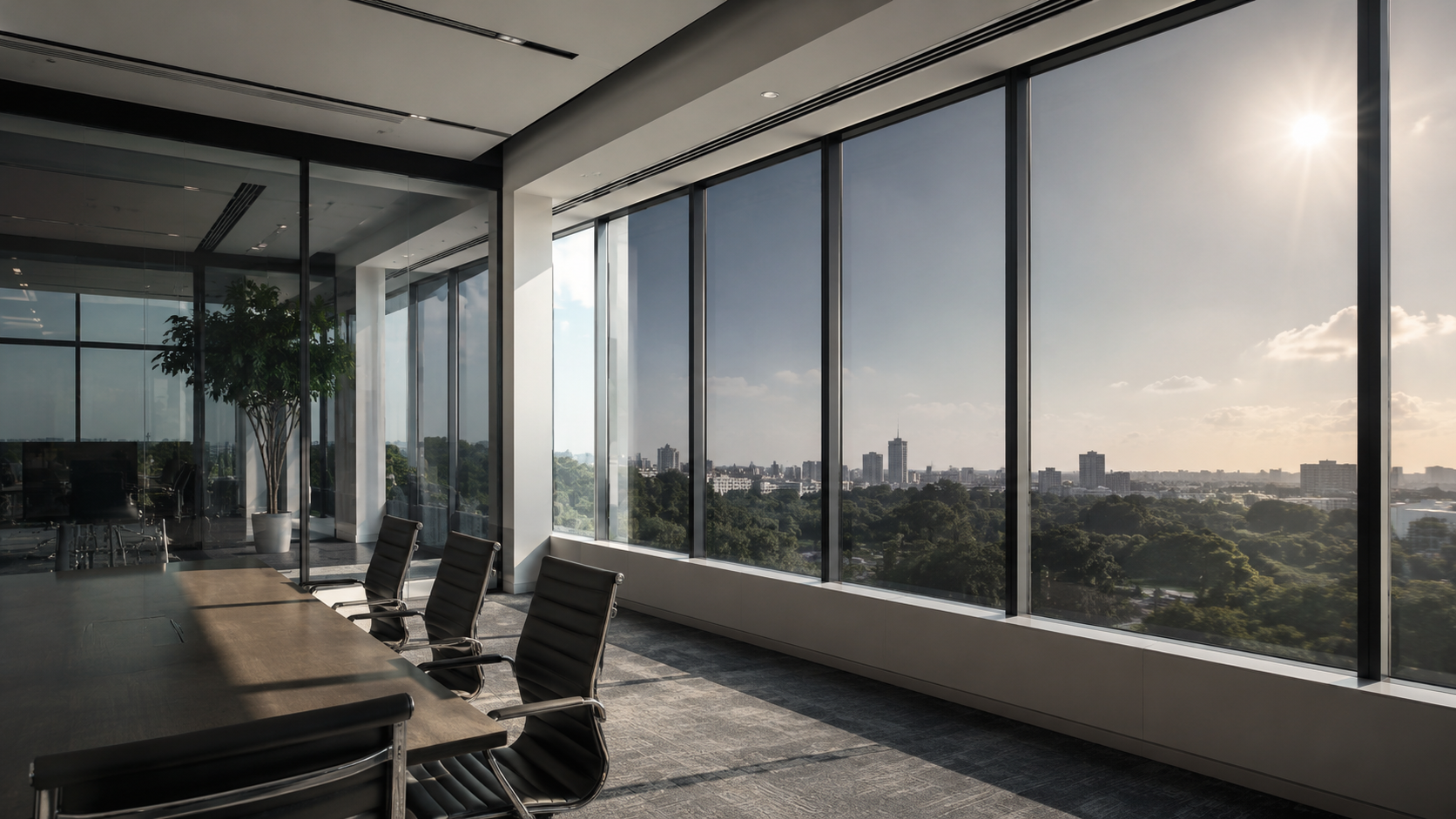 Sonnenschutzfolie im Konferenzraum